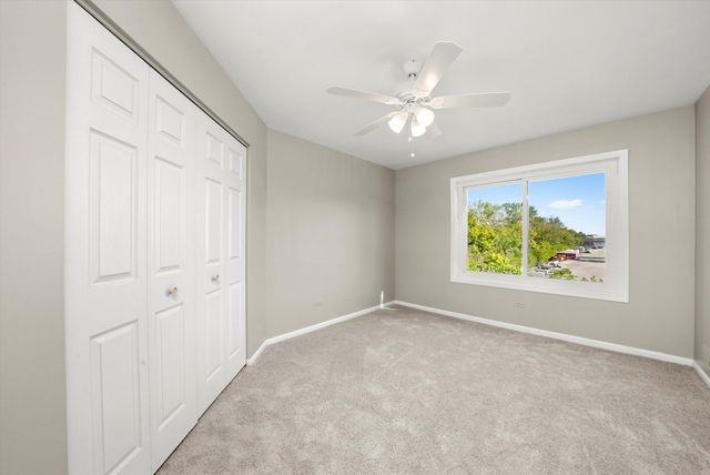 11001 Deblin Lane 203, Oak Lawn, IL 60453