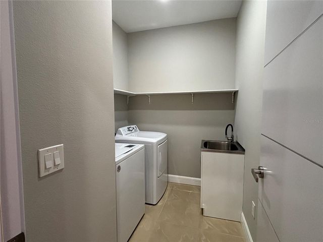 2021 GREENBRIAR TERRACE, Davenport, FL 33837
