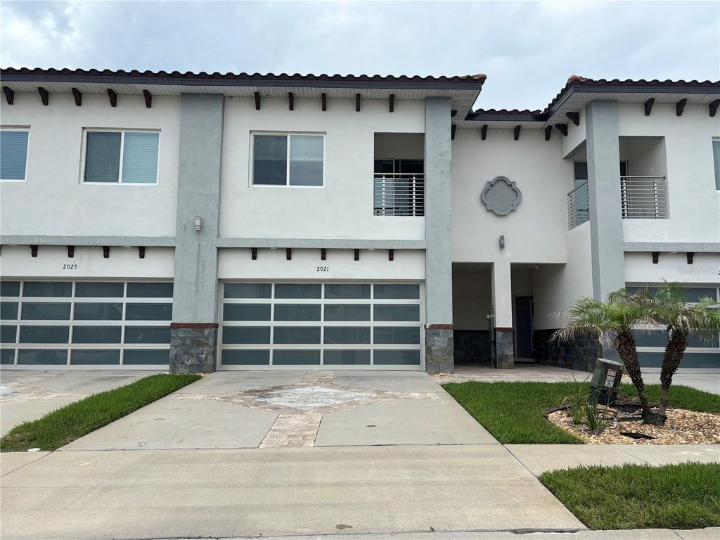 2021 GREENBRIAR TERRACE, Davenport, FL 33837