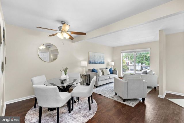 46700 SANDALWOOD SQ, Sterling, VA 20164