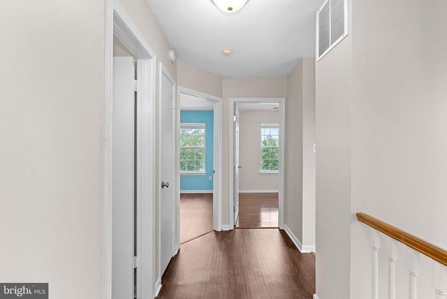 46700 SANDALWOOD SQ, Sterling, VA 20164