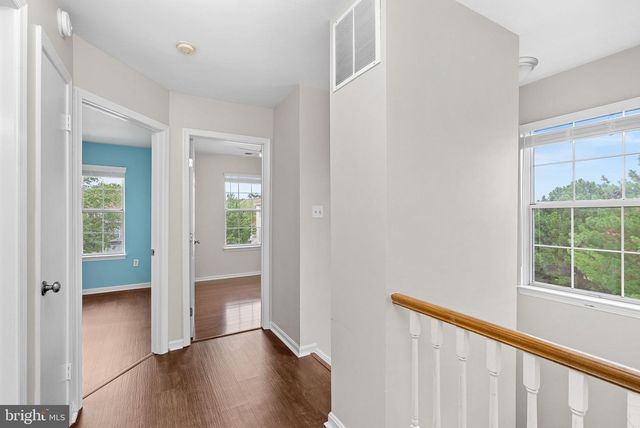 46700 SANDALWOOD SQ, Sterling, VA 20164