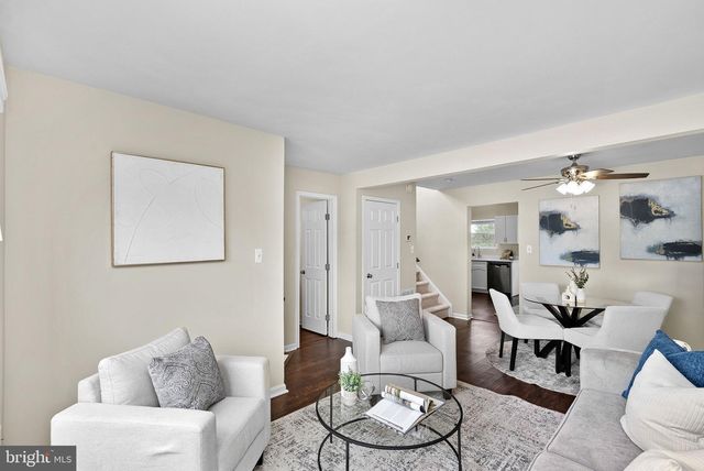 46700 SANDALWOOD SQ, Sterling, VA 20164