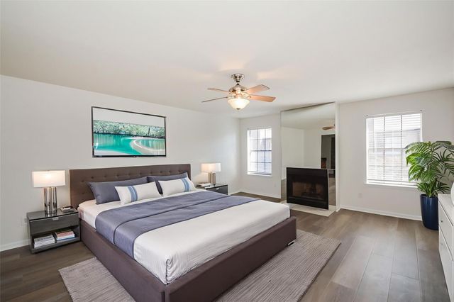 9850 Pagewood Lane 1806, Houston, TX 77042