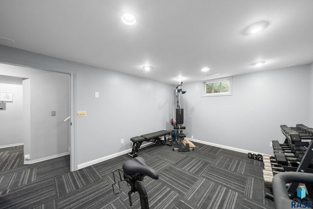 1814 S 7th Ave, Sioux Falls, SD 57105