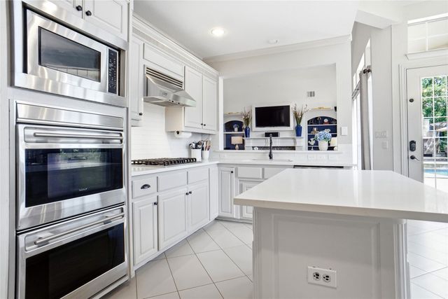 505 Everwood Court, Southlake, TX 76092