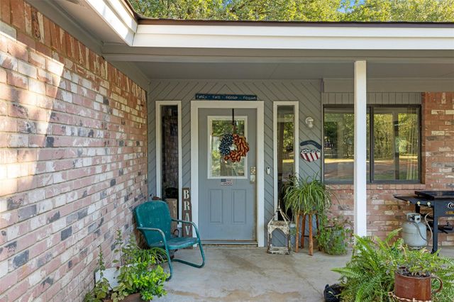 130 Green Acres LOOP, Bastrop, TX 78602