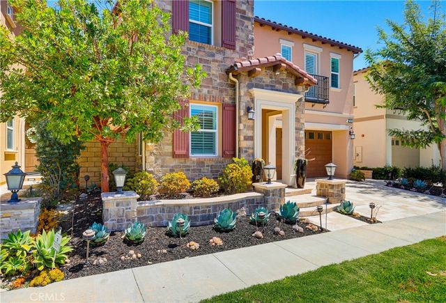 16 Lark, Lake Forest, CA 92630