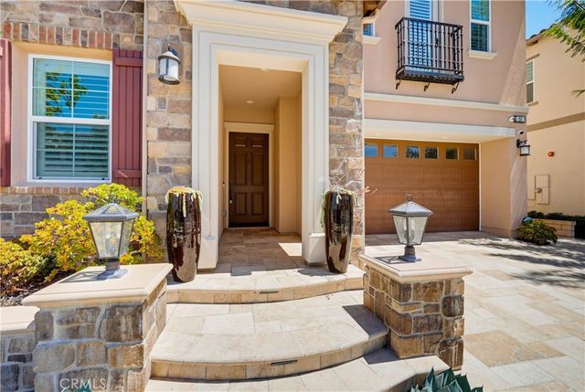 16 Lark, Lake Forest, CA 92630