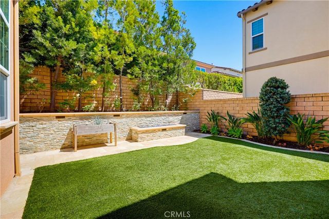 16 Lark, Lake Forest, CA 92630
