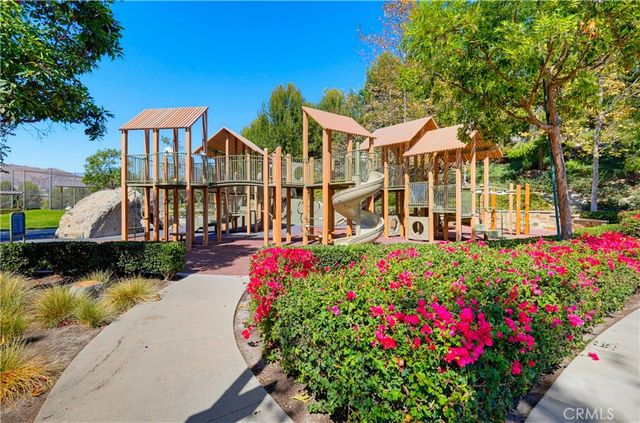 16 Lark, Lake Forest, CA 92630