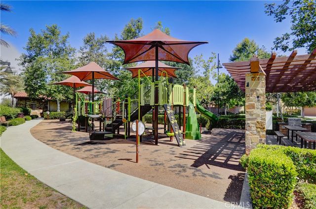 16 Lark, Lake Forest, CA 92630