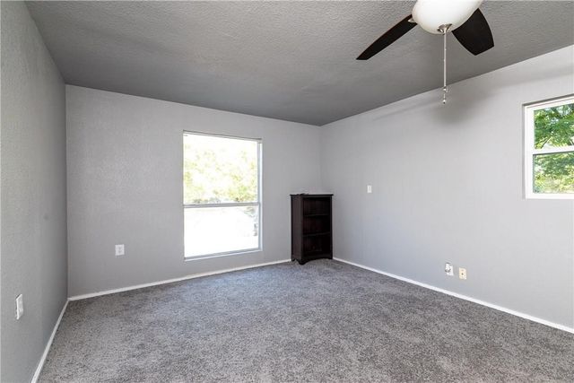 424 Wilshire Avenue, Azle, TX 76020