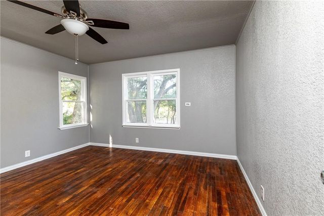 424 Wilshire Avenue, Azle, TX 76020