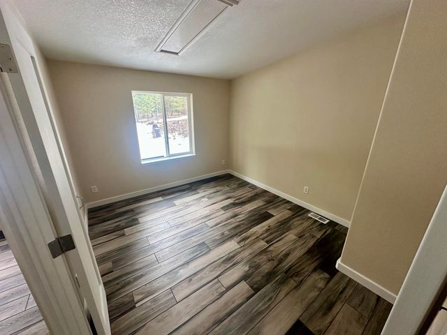 796 Mahoney Rd, Colville, WA 99114