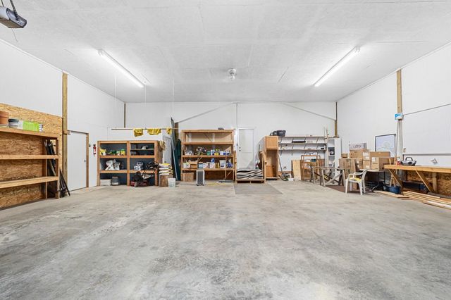 796 Mahoney Rd, Colville, WA 99114