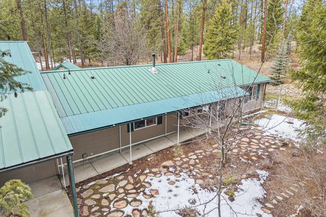 796 Mahoney Rd, Colville, WA 99114