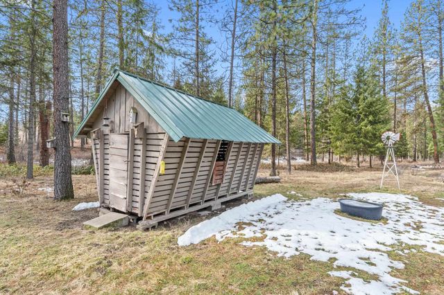 796 Mahoney Rd, Colville, WA 99114