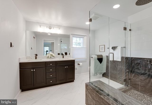 10727 SHINGLE OAK CT, Burke, VA 22015