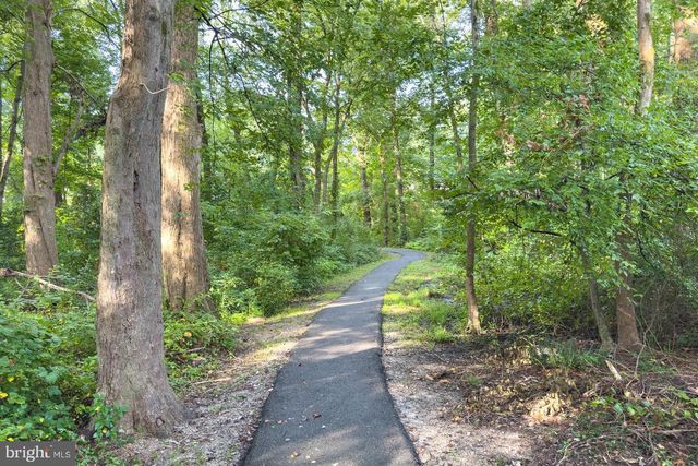 10727 SHINGLE OAK CT, Burke, VA 22015
