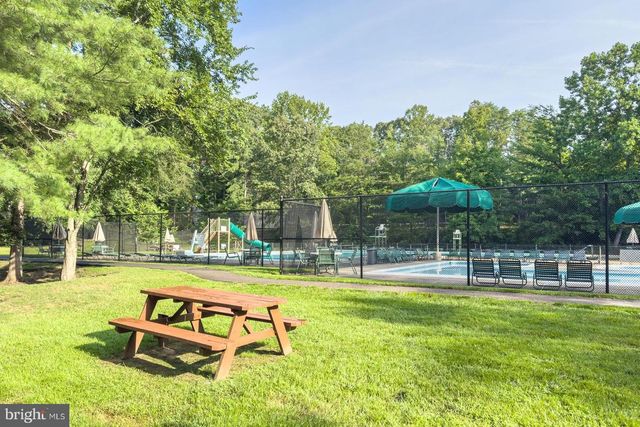 10727 SHINGLE OAK CT, Burke, VA 22015