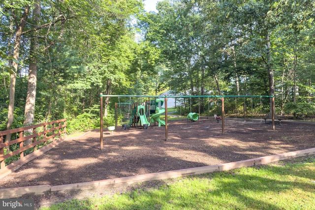 10727 SHINGLE OAK CT, Burke, VA 22015