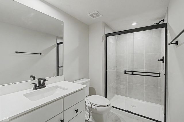 16789 Ayshire Drive, Fishers, IN 46037