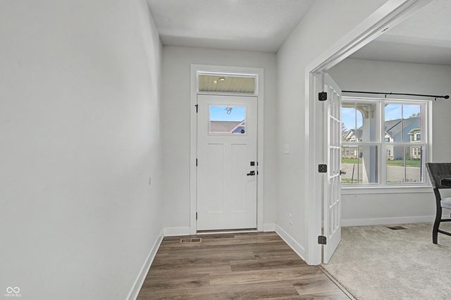 16789 Ayshire Drive, Fishers, IN 46037