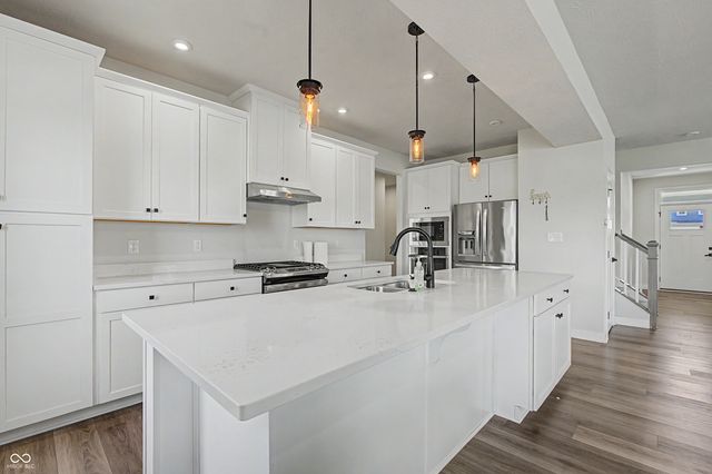 16789 Ayshire Drive, Fishers, IN 46037