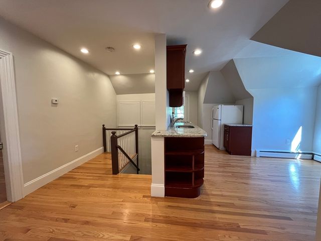 90 Lyndhurst St. 5, Boston, MA 02124