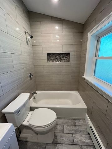 90 Lyndhurst St. 5, Boston, MA 02124