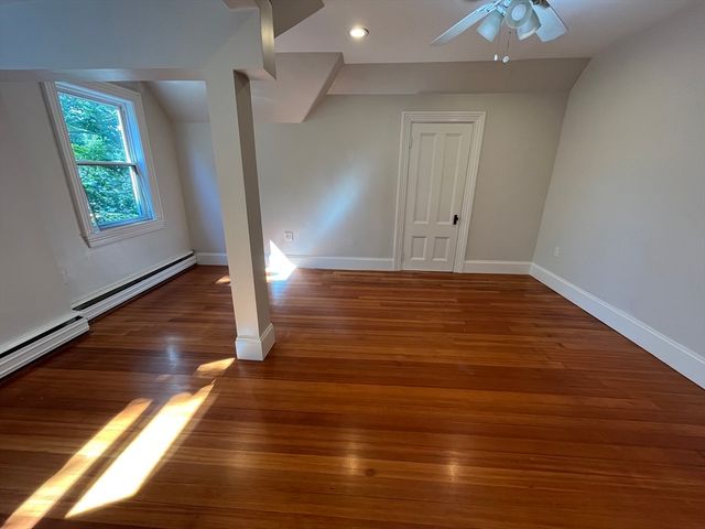 90 Lyndhurst St. 5, Boston, MA 02124