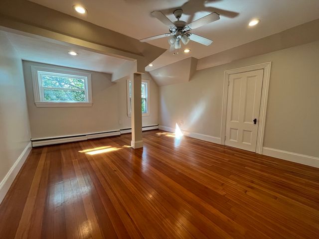 90 Lyndhurst St. 5, Boston, MA 02124