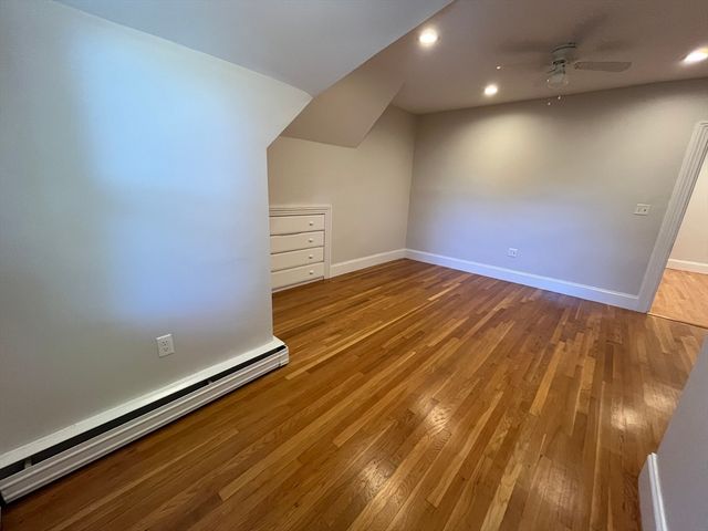 90 Lyndhurst St. 5, Boston, MA 02124