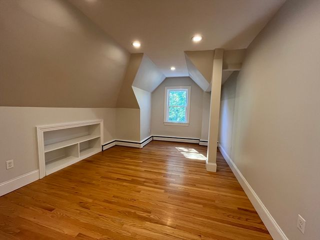 90 Lyndhurst St. 5, Boston, MA 02124