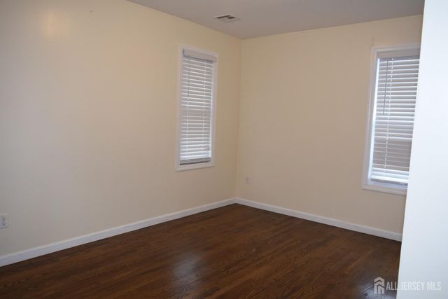 424 Remsen Avenue, Avenel, NJ 07001