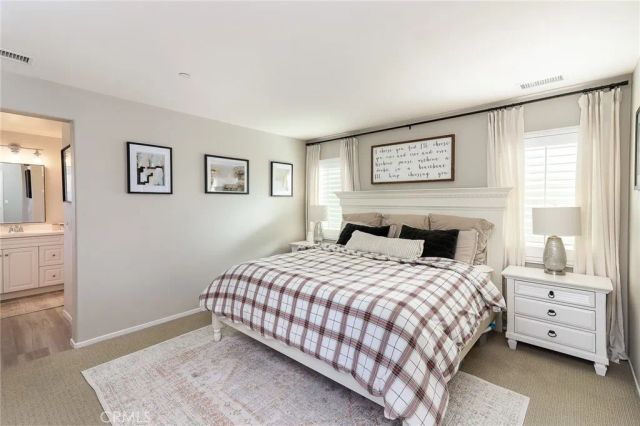 3074 S Cambridge, Ontario, CA 91761