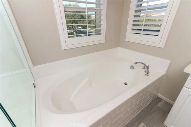 3074 S Cambridge, Ontario, CA 91761