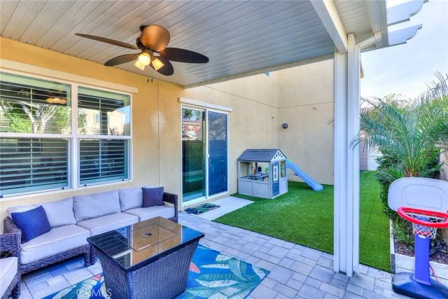 3074 S Cambridge, Ontario, CA 91761