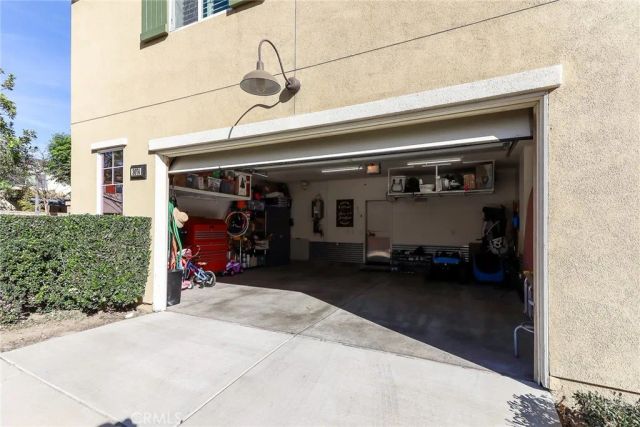 3074 S Cambridge, Ontario, CA 91761