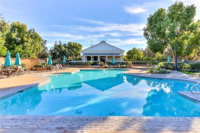 3074 S Cambridge, Ontario, CA 91761