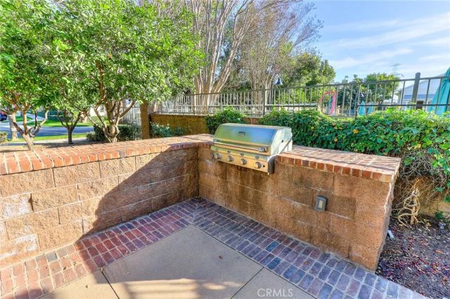 3074 S Cambridge, Ontario, CA 91761