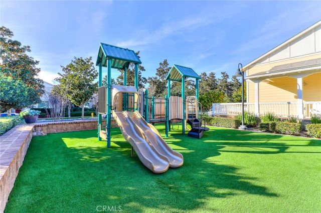 3074 S Cambridge, Ontario, CA 91761