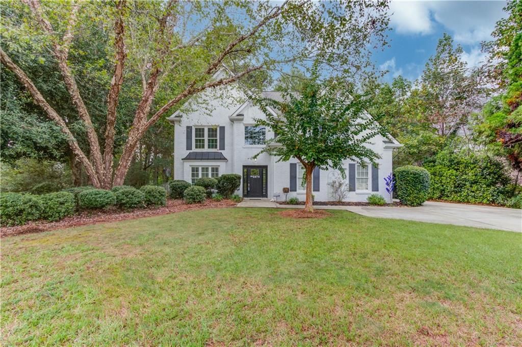 5474 Forest Drive, Loganville, GA 30052