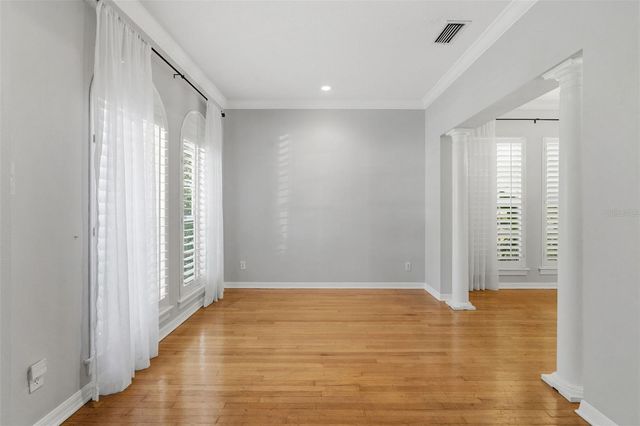 3710 W LEONA STREET, Tampa, FL 33629
