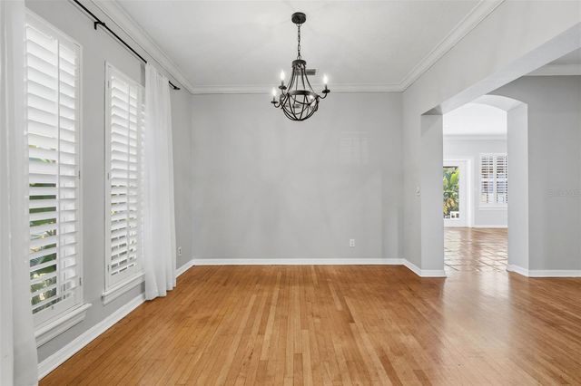3710 W LEONA STREET, Tampa, FL 33629