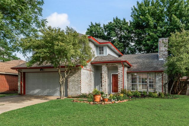 2871 Red Oak Drive, Grand Prairie, TX 75052