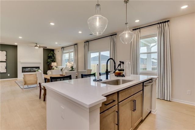 748 Ocmulgee Crossing, Locust Grove, GA 30248