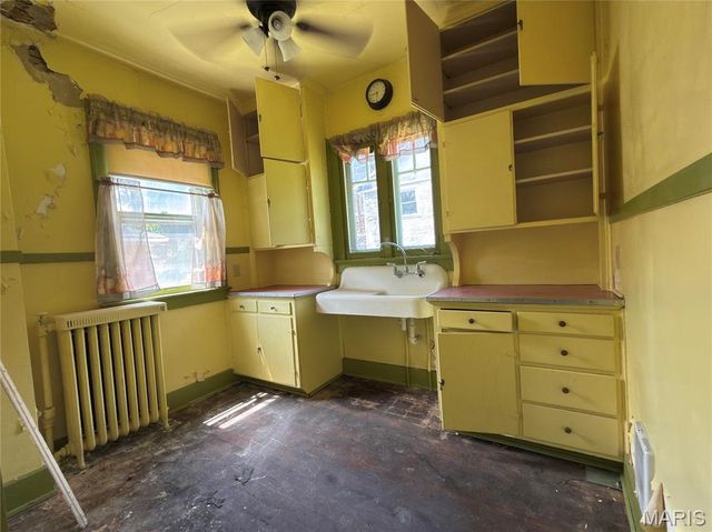 914-914 A Center Street 14A, Hannibal, MO 63401