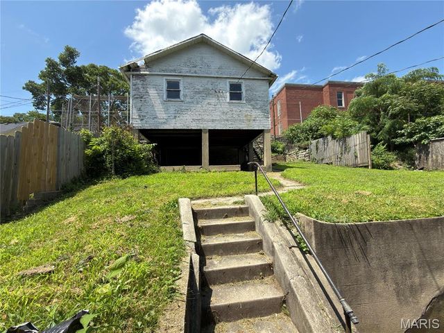 914-914 A Center Street 14A, Hannibal, MO 63401